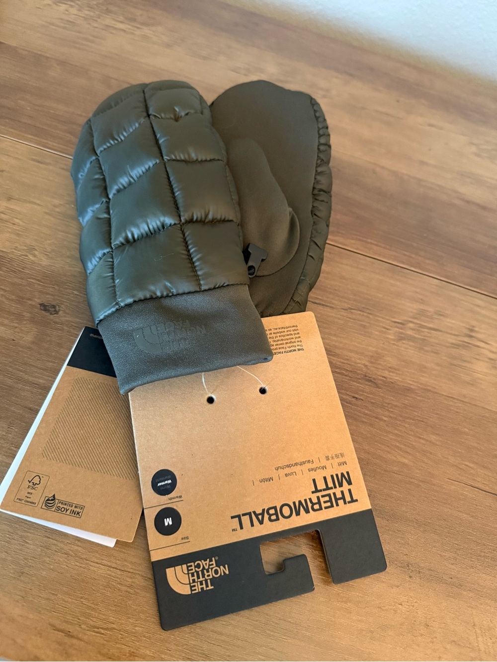 The North Face Men’s Olive Green Thermoball  Insulated Mittens NWT (M)
